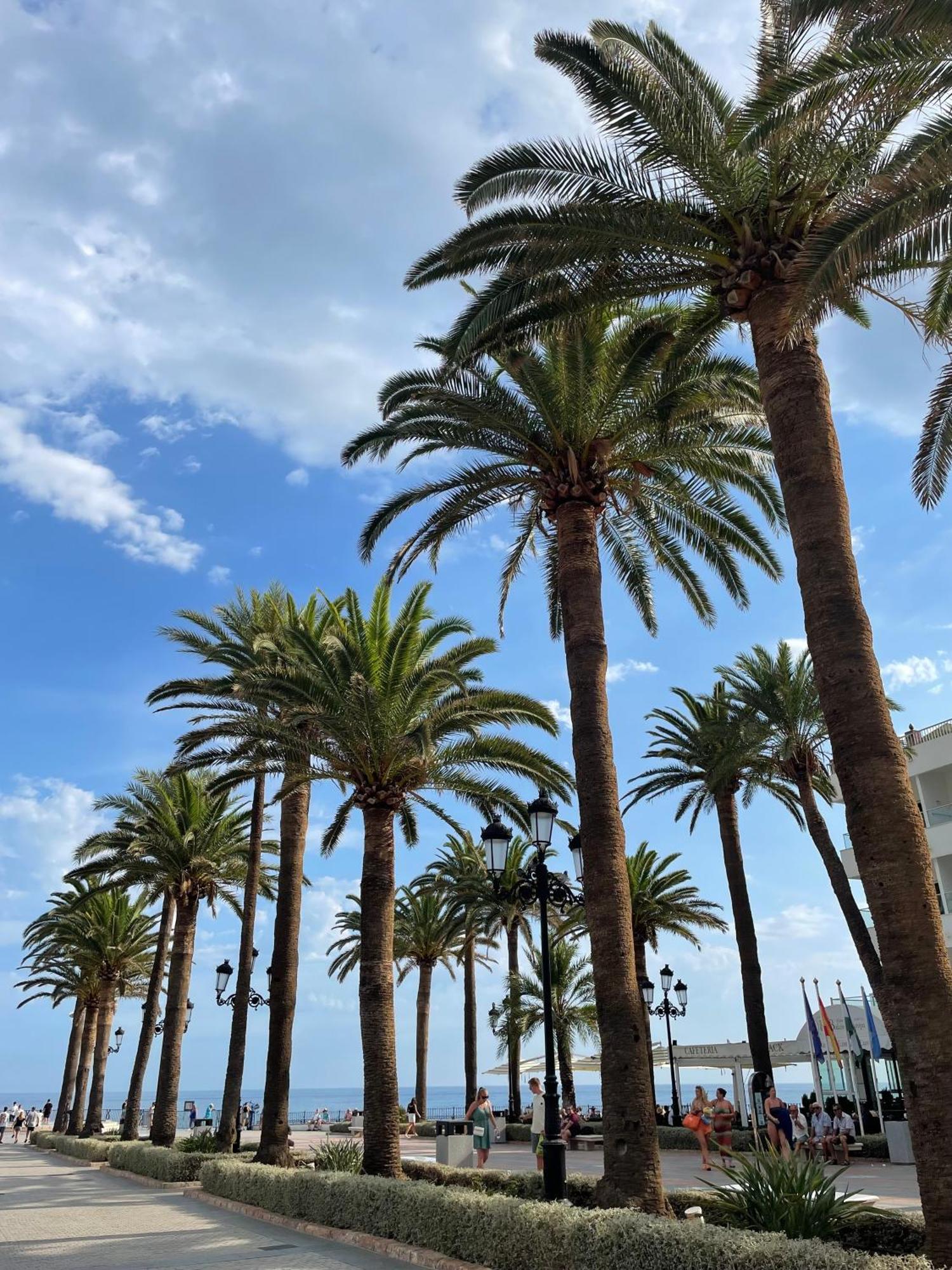 Апартаменты Nerja 2 Экстерьер фото